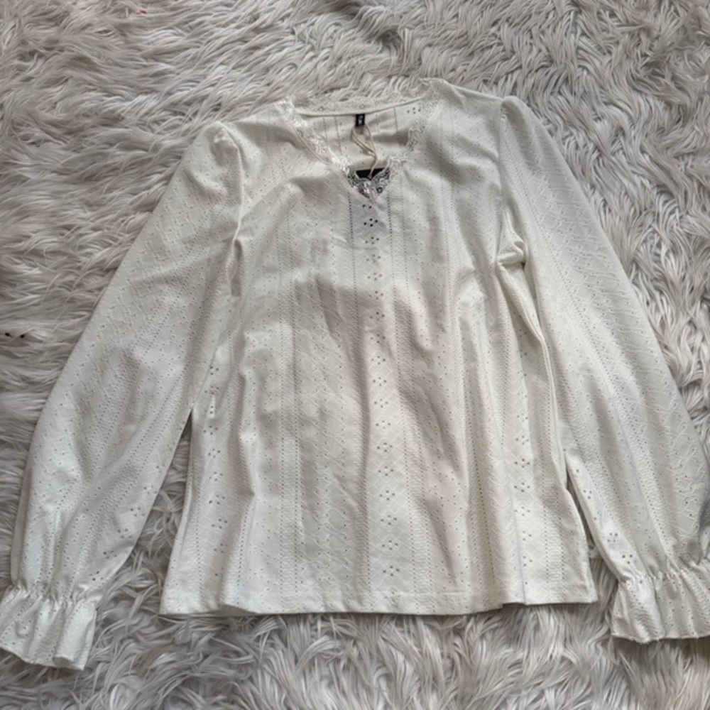 Flamingals white puff sleeve blouse size XS FG14-15